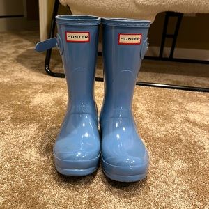 Bought used but never worn. Has a few scuffs.